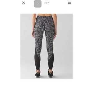 Lululemon Workout Tight Iced Wave White Black Knit Sz 6 Luon Mesh Run RARE